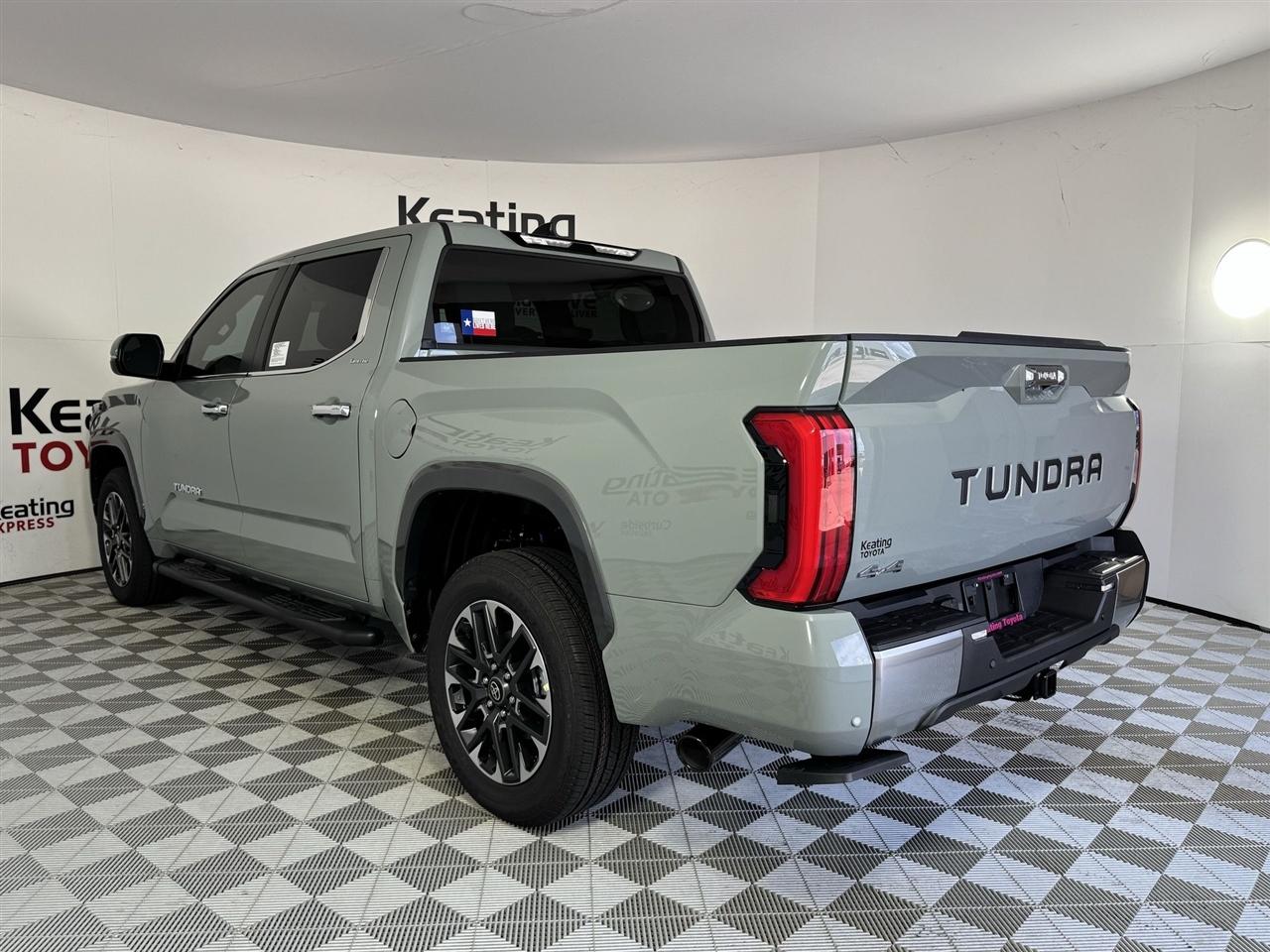 Toyota Tundra Limited CrewMax 4WD 2026