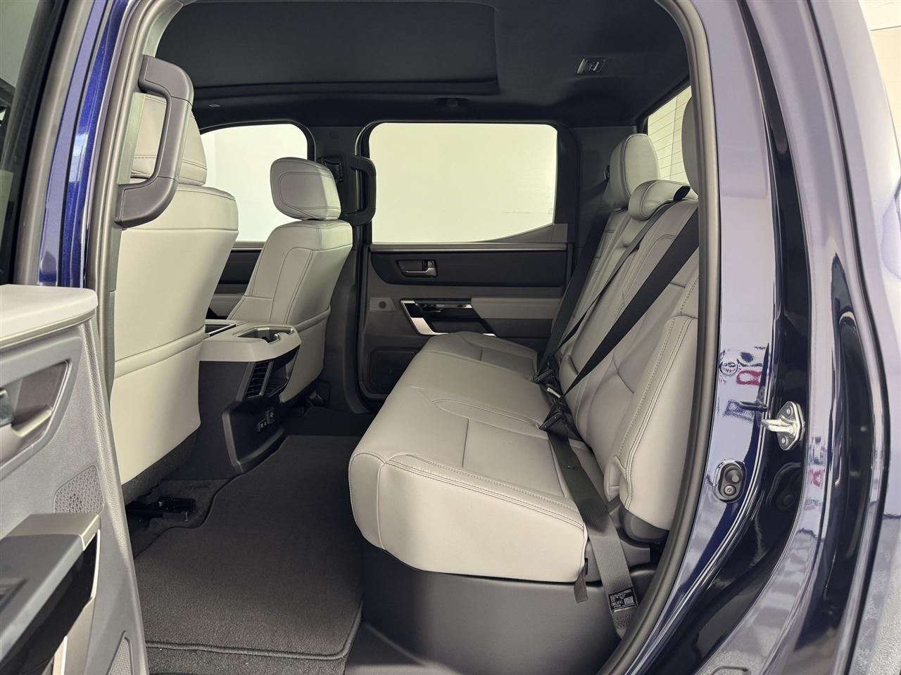 Toyota Tundra Limited CrewMax 4WD 2026