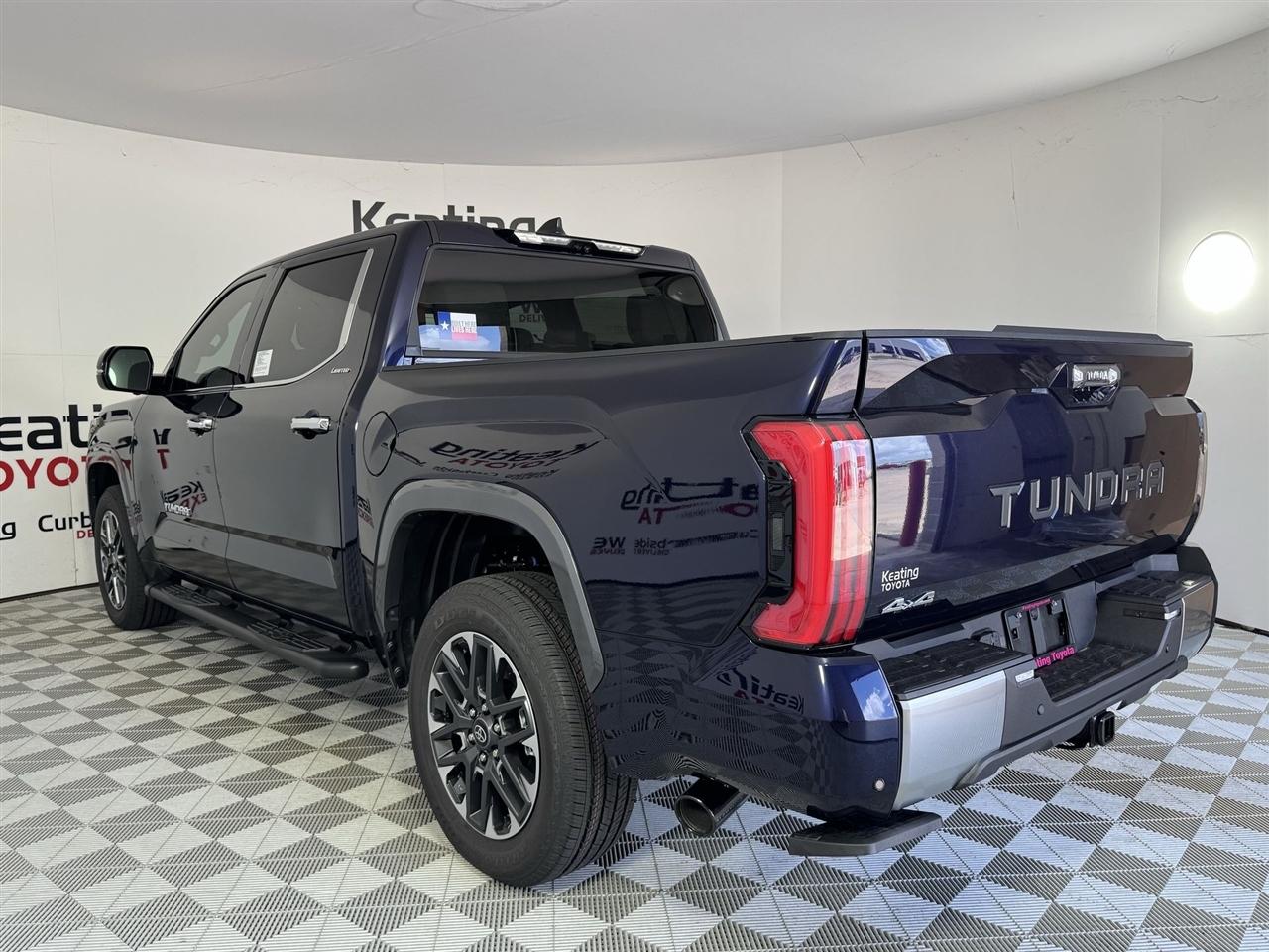Toyota Tundra Limited CrewMax 4WD 2026