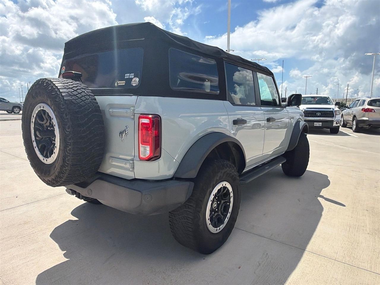 Ford Bronco Advanced 4-Door 2021