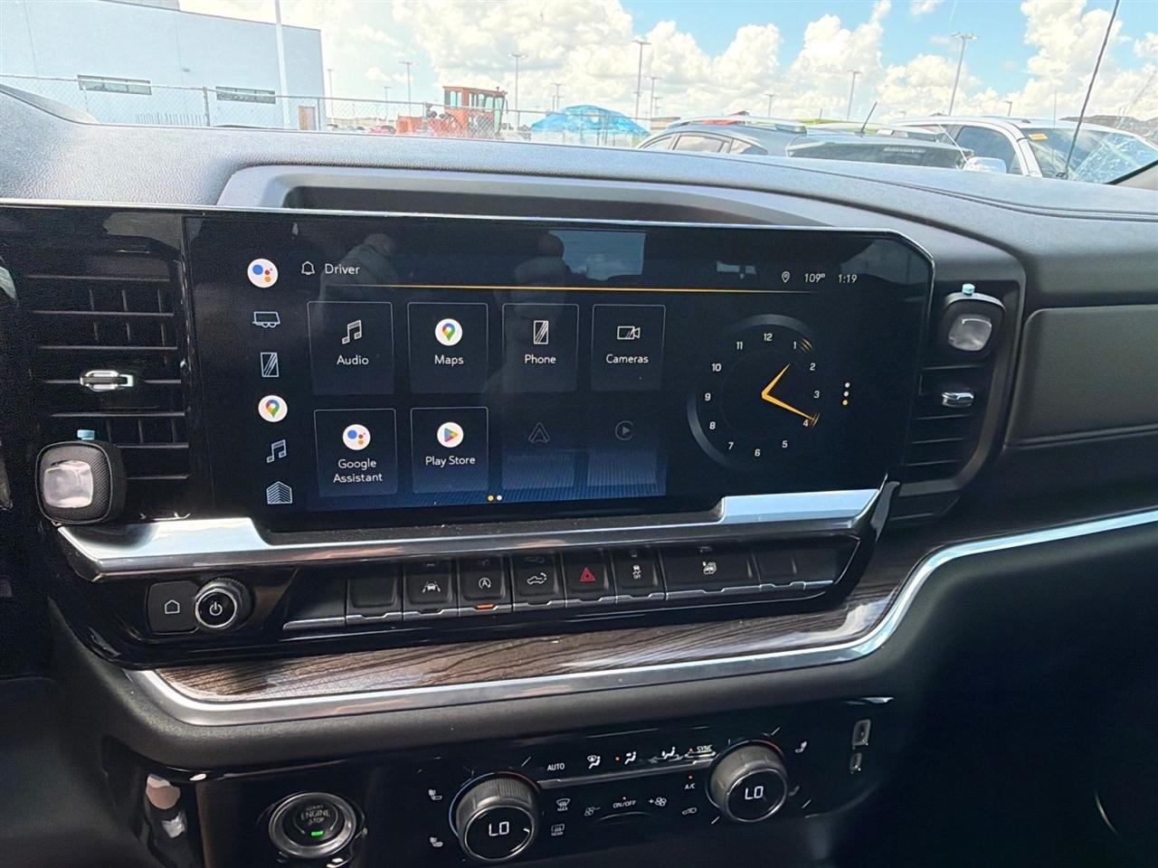 Chevrolet Silverado 1500 RST Crew Cab 4WD 2022