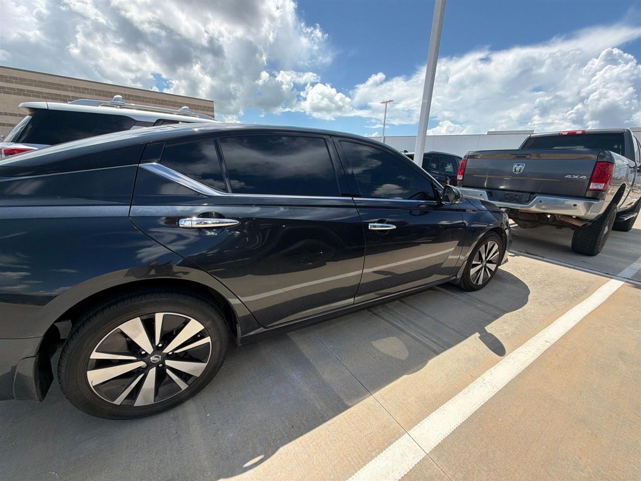 Nissan Altima 2.5 SL AWD 2022