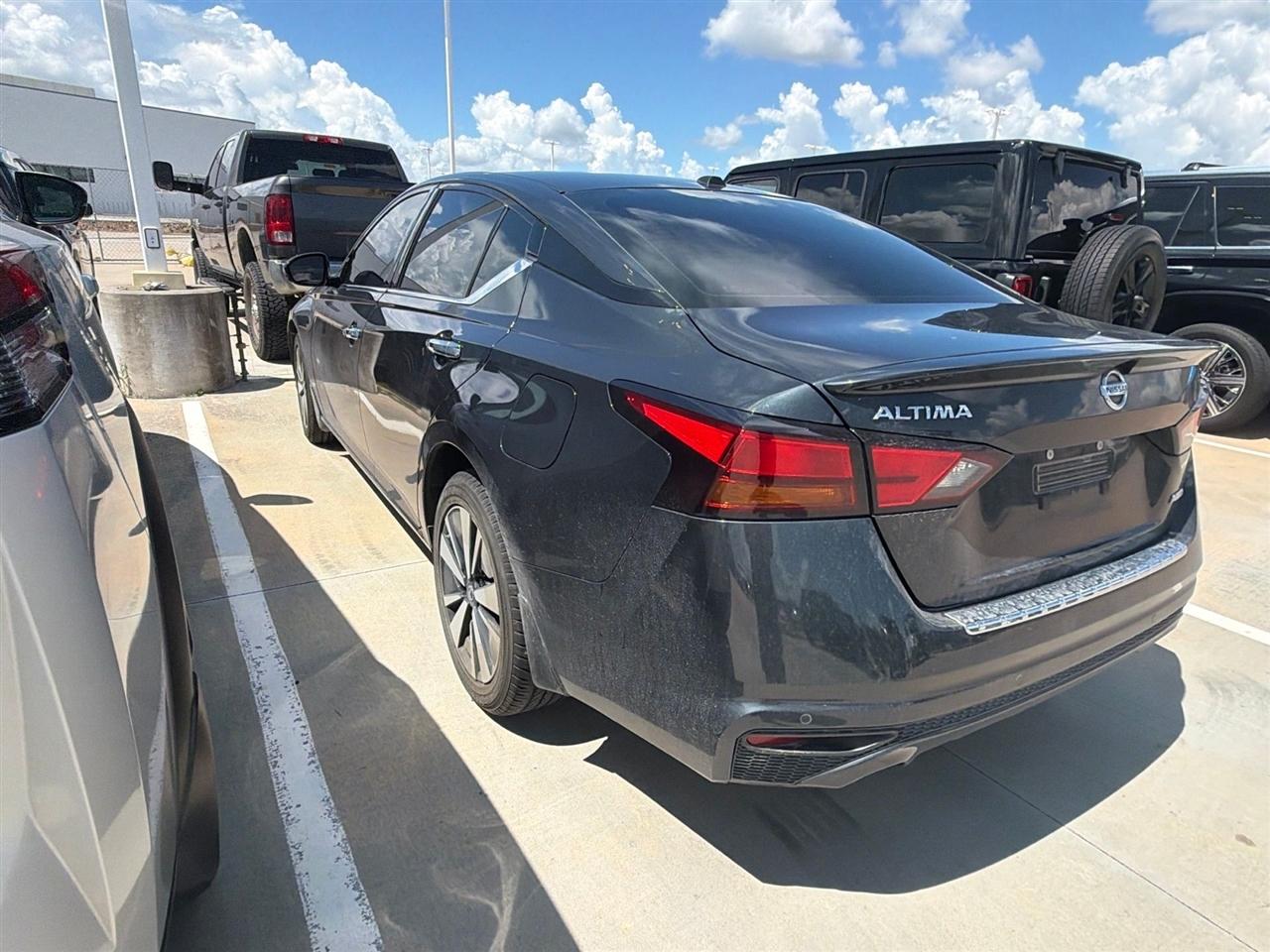 Nissan Altima 2.5 SL AWD 2022