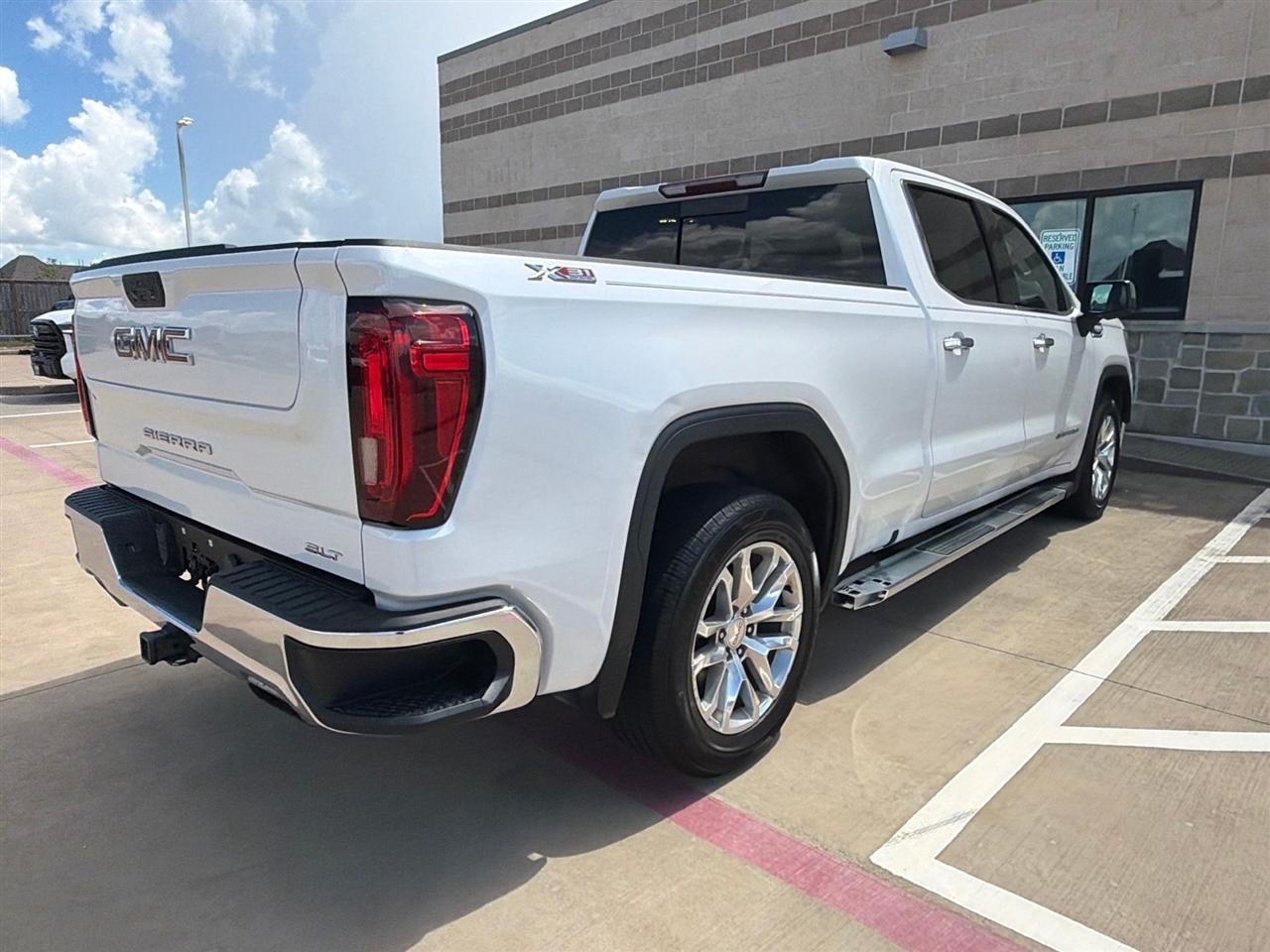GMC Sierra 1500 SLT Crew Cab Long Box 4WD 2019
