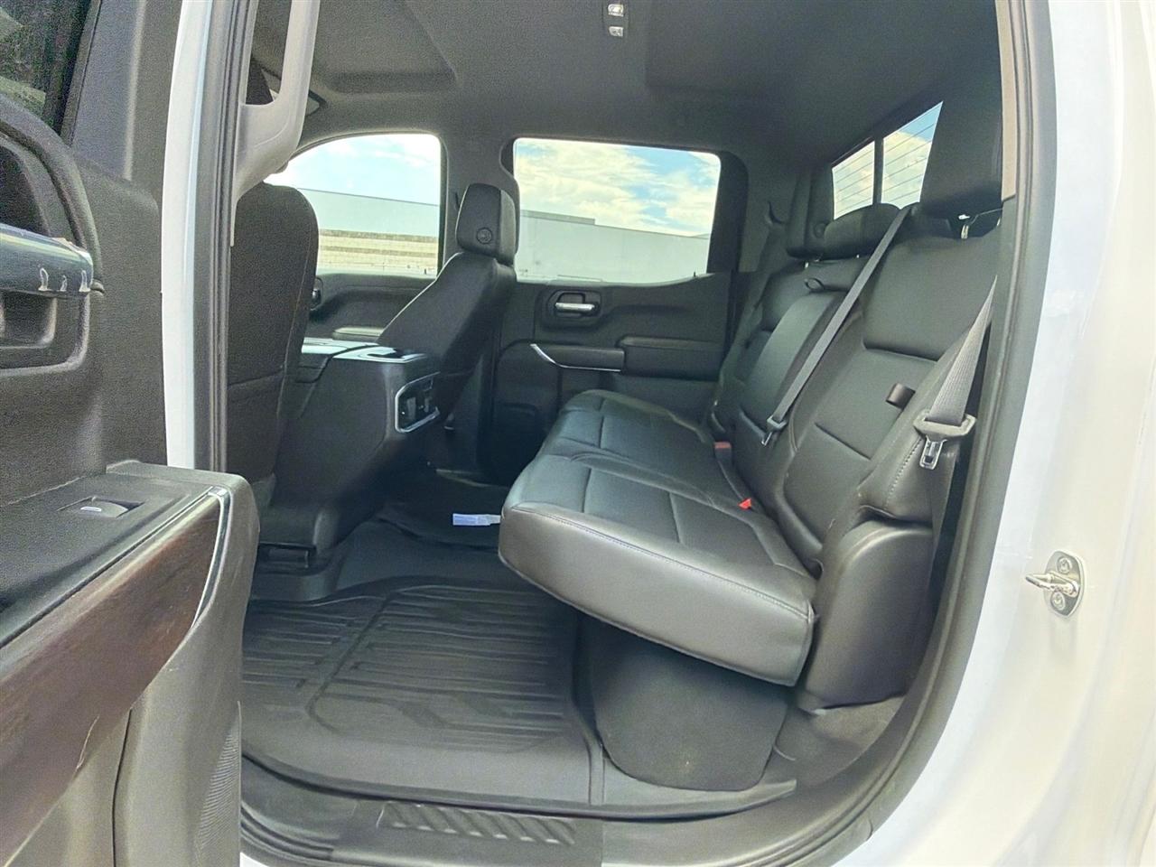 GMC Sierra 1500 SLT Crew Cab Long Box 4WD 2019