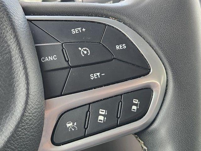 Chrysler Pacifica Touring L 2023