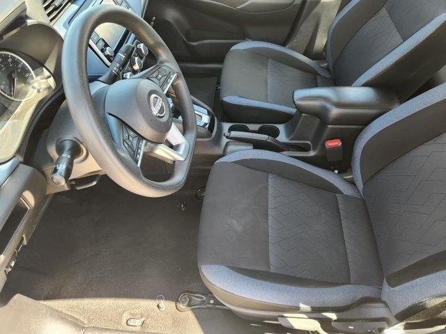 Nissan Versa SV 2025