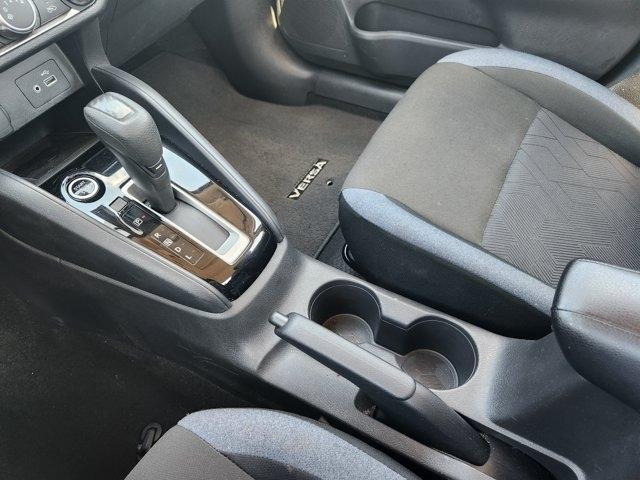 Nissan Versa SV 2025