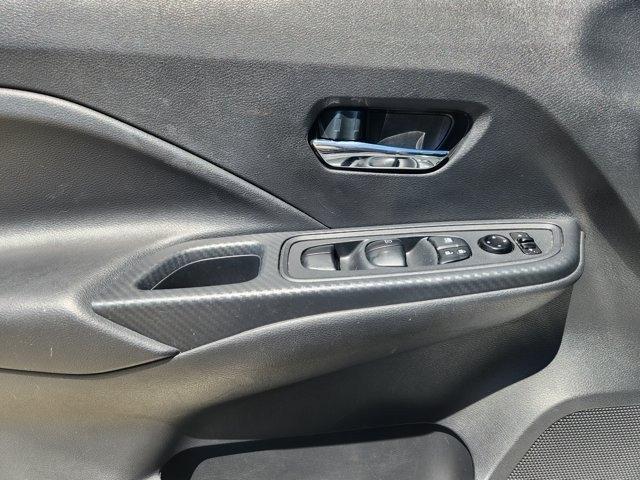 Nissan Versa SV 2025