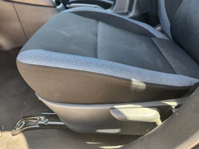 Nissan Versa SV 2025