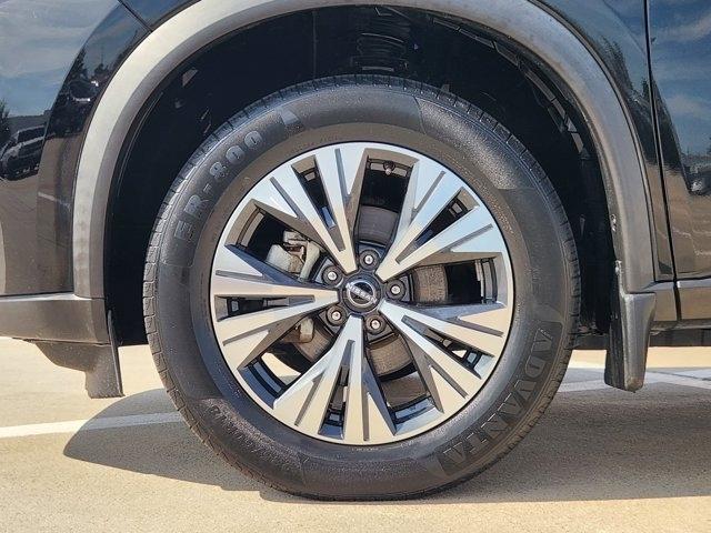 Nissan Rogue SV 2023