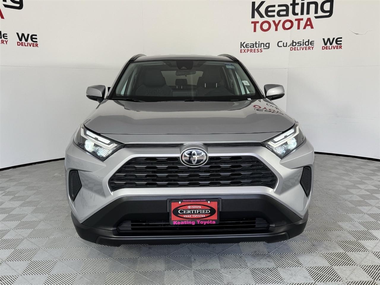 Toyota RAV4 XLE 2025