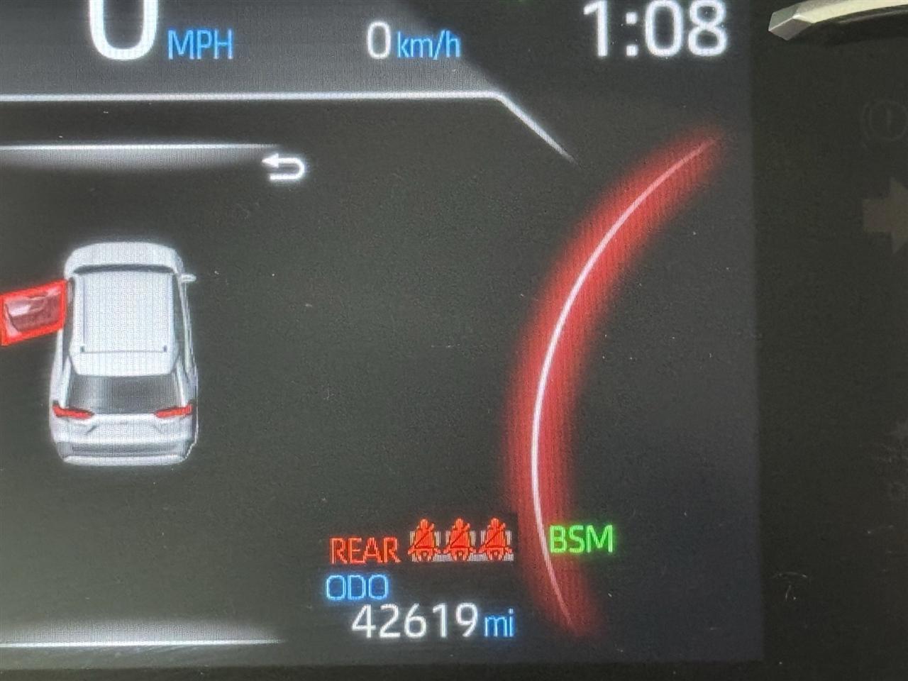 Toyota RAV4 XLE 2025