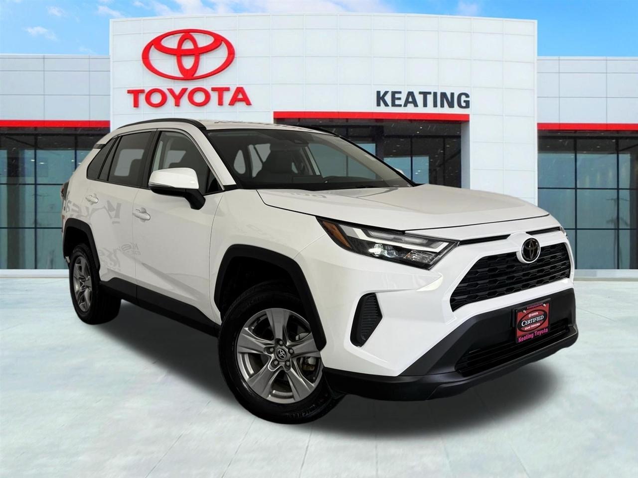 Toyota RAV4 XLE 2025