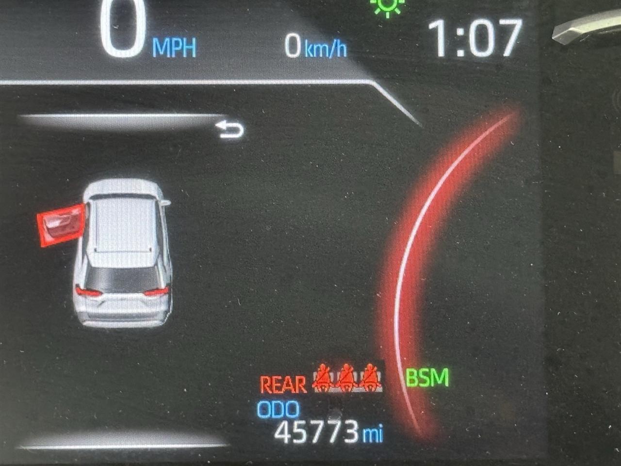 Toyota RAV4 XLE 2025