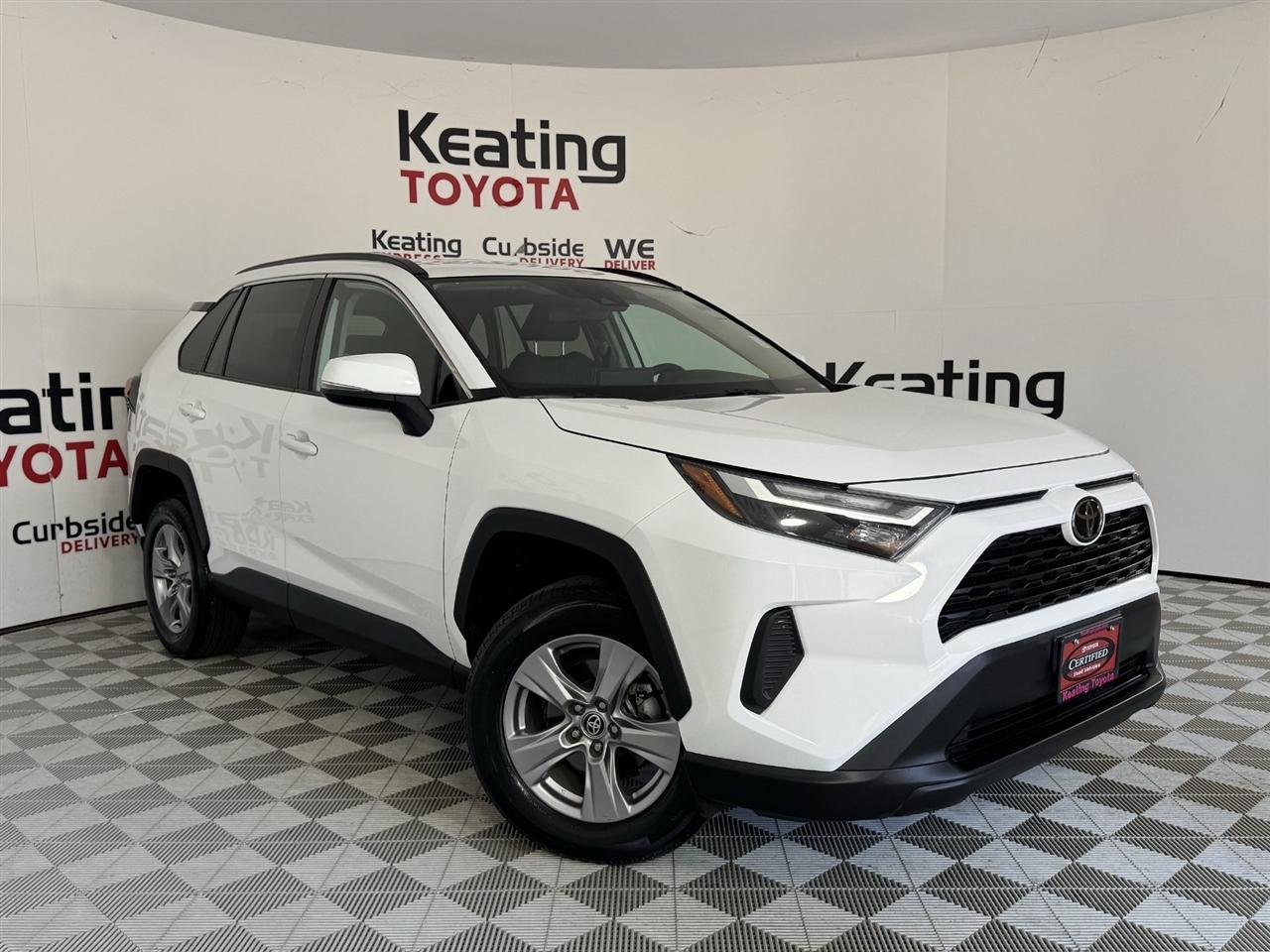 Toyota RAV4 XLE 2025