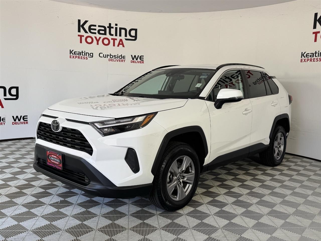 Toyota RAV4 XLE 2025