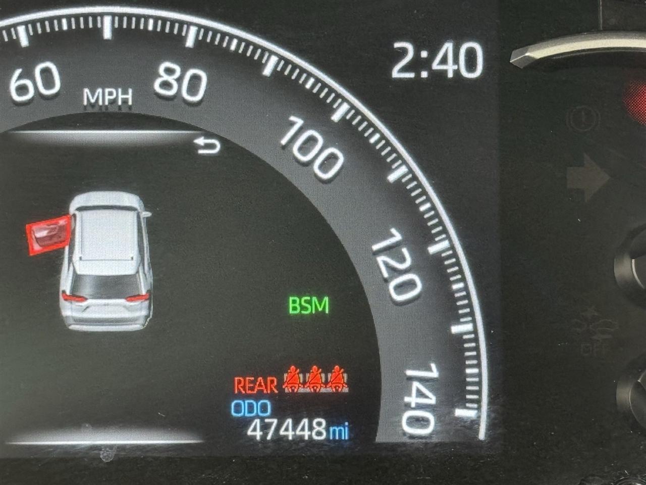 Toyota RAV4 XLE 2025