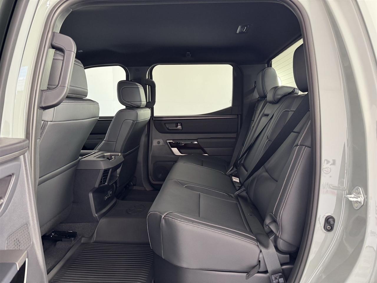 Toyota Tundra Limited CrewMax 4WD 2026