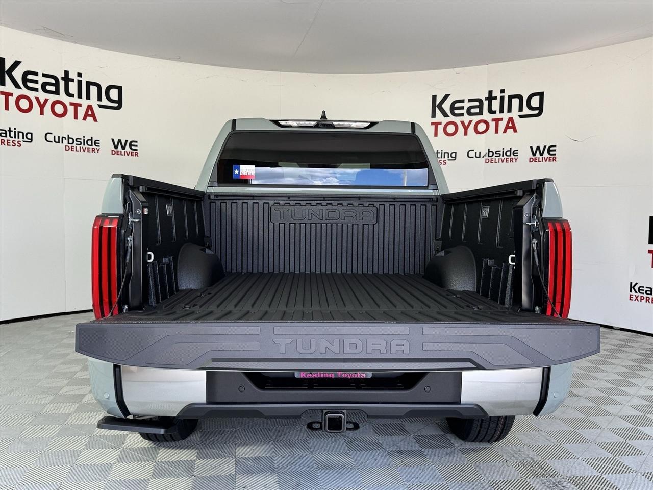 Toyota Tundra Limited CrewMax 4WD 2026