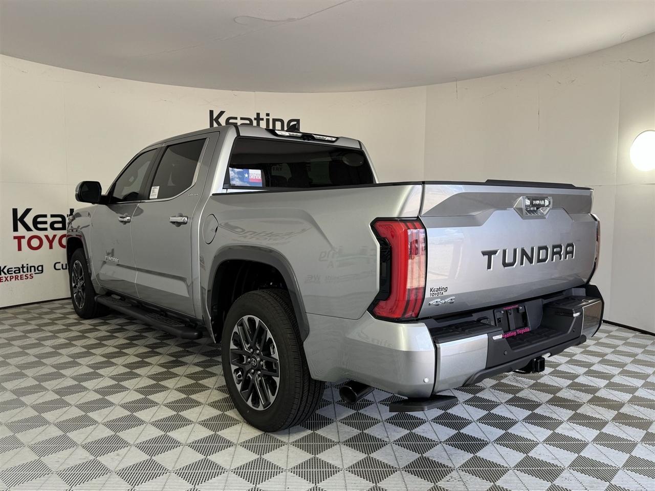 Toyota Tundra Limited CrewMax 4WD 2026