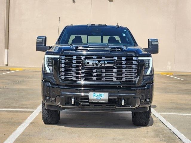 GMC Sierra 2500HD Denali Ultimate Crew Cab 4WD 2025