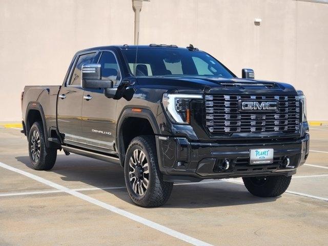 GMC Sierra 2500HD Denali Ultimate Crew Cab 4WD 2025