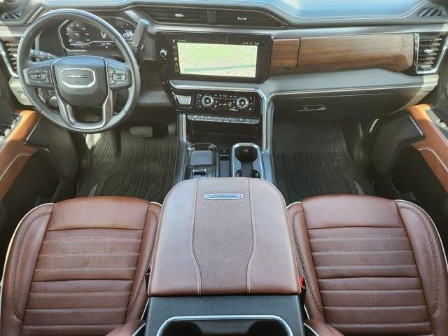GMC Sierra 2500HD Denali Ultimate Crew Cab 4WD 2025
