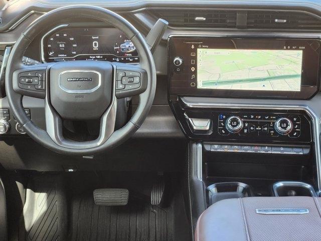 GMC Sierra 2500HD Denali Ultimate Crew Cab 4WD 2025