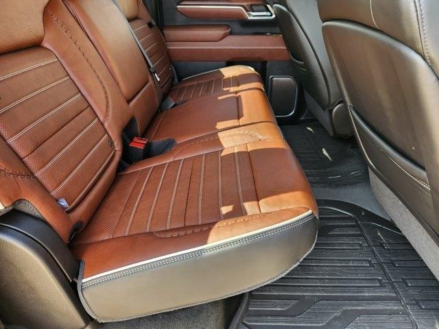 GMC Sierra 2500HD Denali Ultimate Crew Cab 4WD 2025