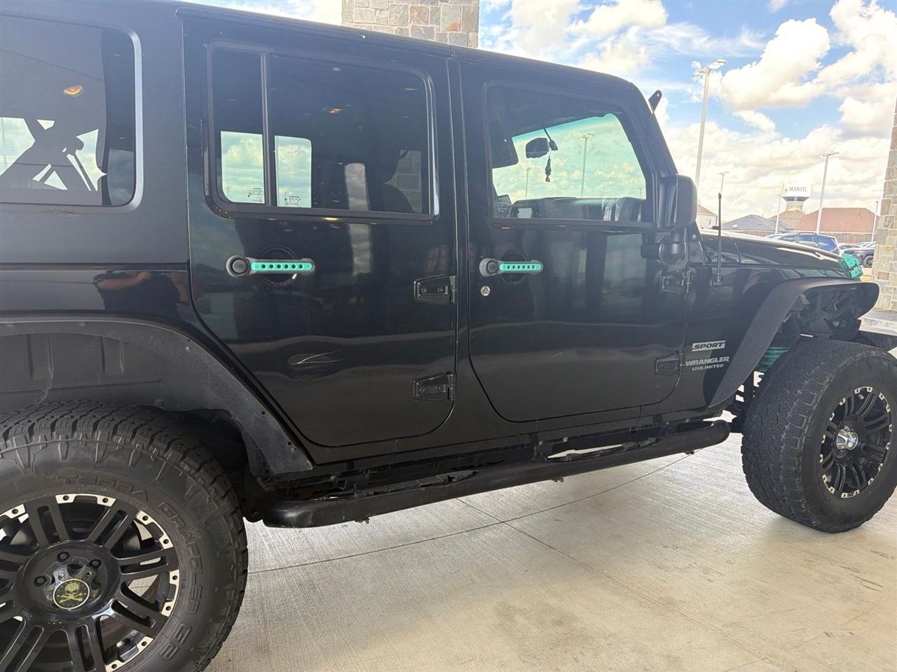 Jeep Wrangler Unlimited Sport 4WD 2014
