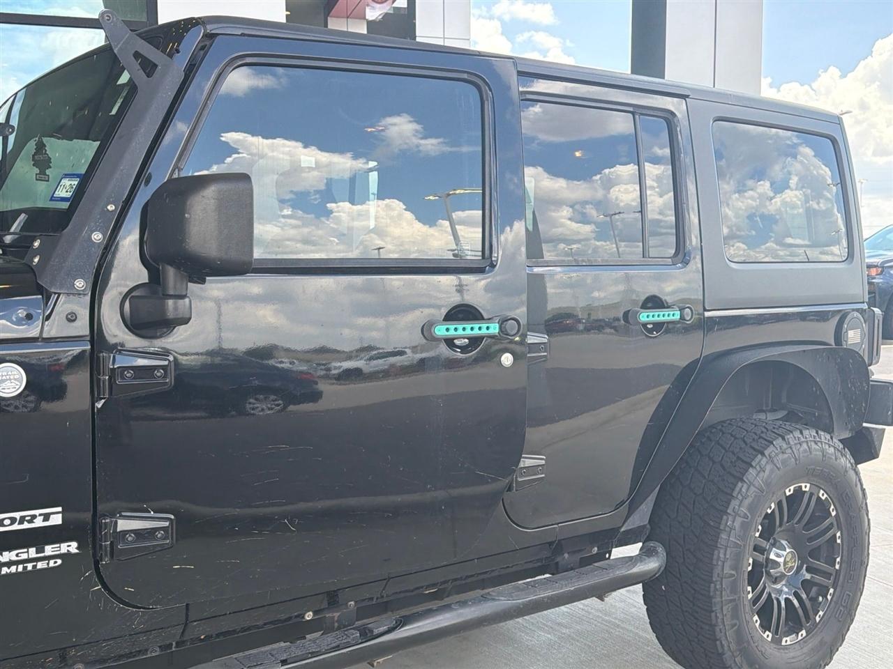 Jeep Wrangler Unlimited Sport 4WD 2014