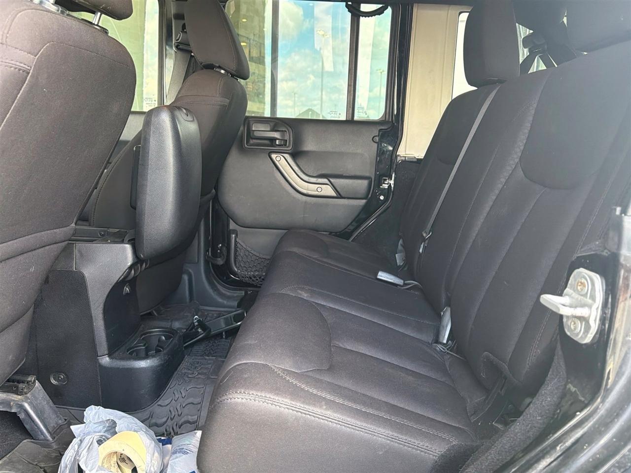 Jeep Wrangler Unlimited Sport 4WD 2014
