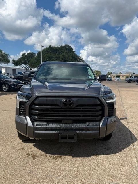 Toyota Tundra SR5 CrewMax 4WD 2024