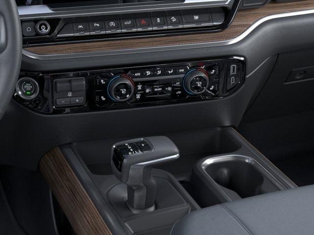 Chevrolet Silverado 1500 LT Crew Cab 4WD 2026