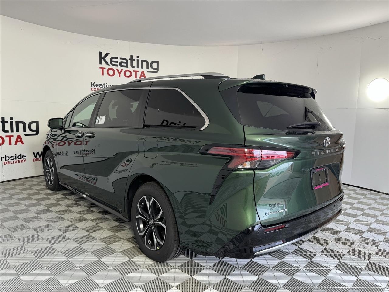 Toyota Sienna Platinum 7-Passenger AWD 2026