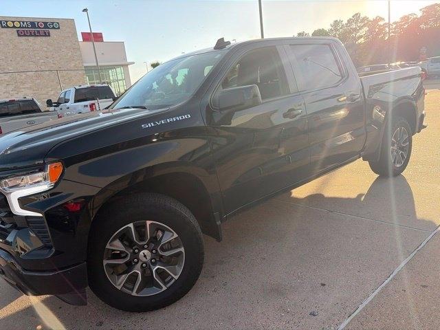 Chevrolet Silverado 1500 RST Crew Cab 4WD 2025