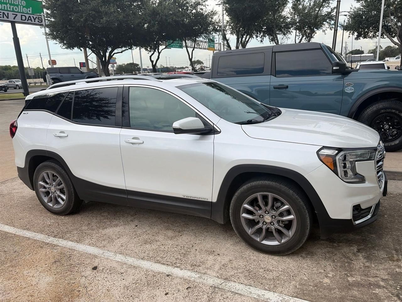 GMC Terrain SLT 2023