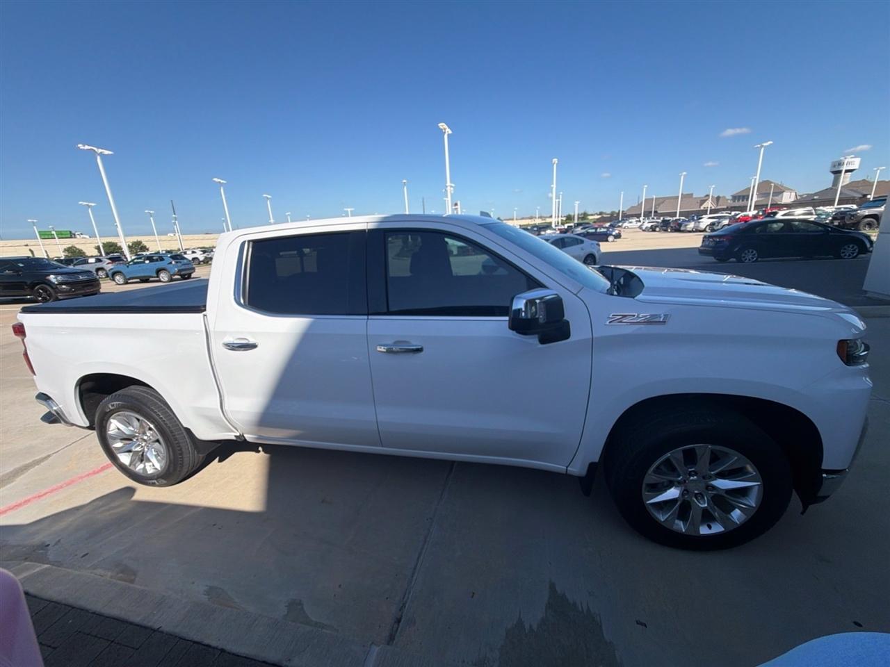 Chevrolet Silverado 1500 LTZ Crew Cab 4WD 2021