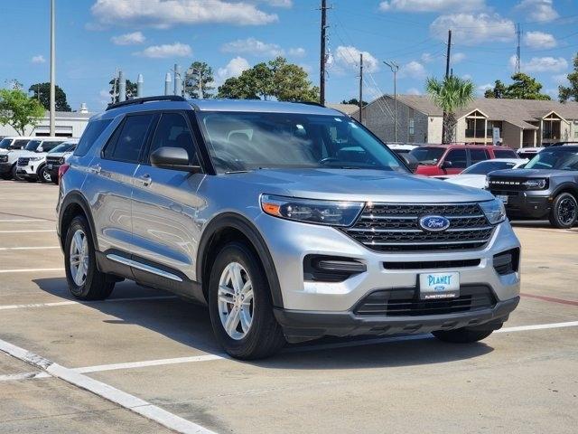 Ford Explorer XLT 2022