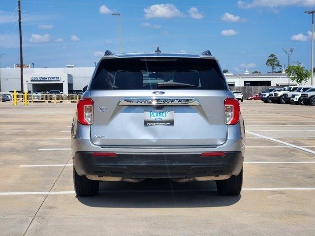 Ford Explorer XLT 2022