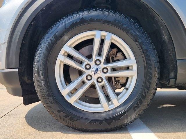 Ford Explorer XLT 2022