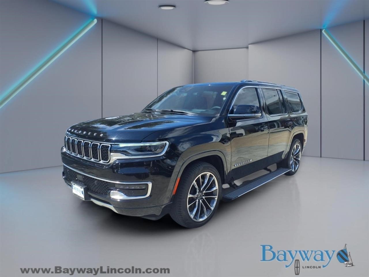 Jeep Wagoneer Series III 4WD 2023