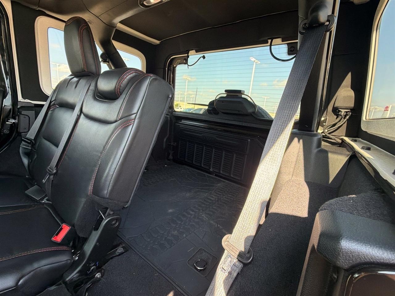 Jeep Wrangler Unlimited Sport 2021