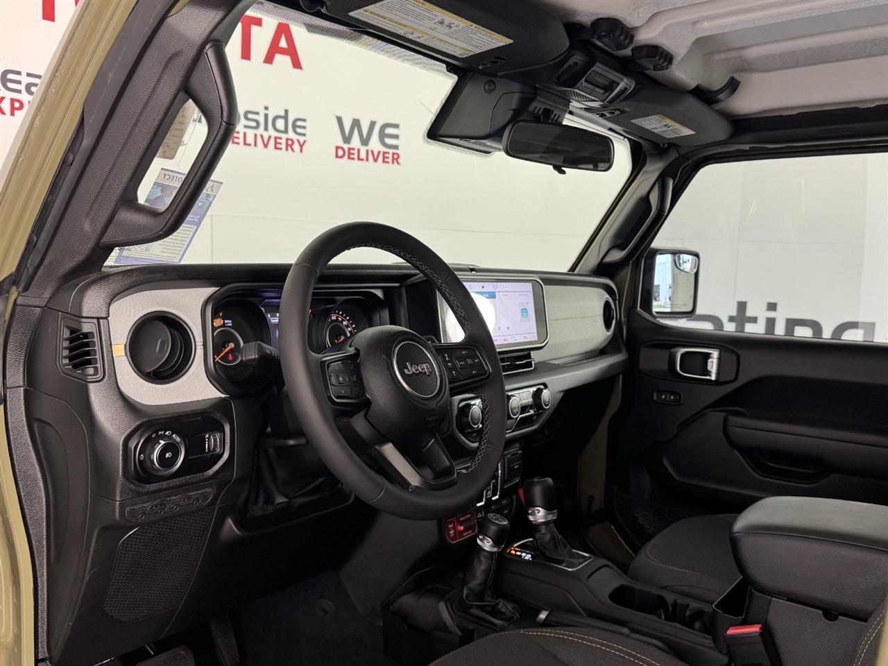 Jeep Wrangler Sport 2025