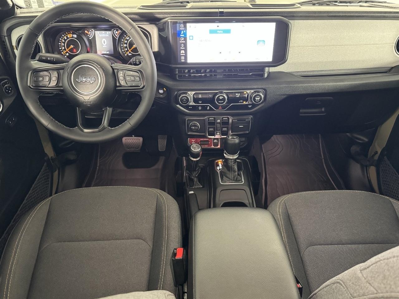 Jeep Wrangler Sport 2025