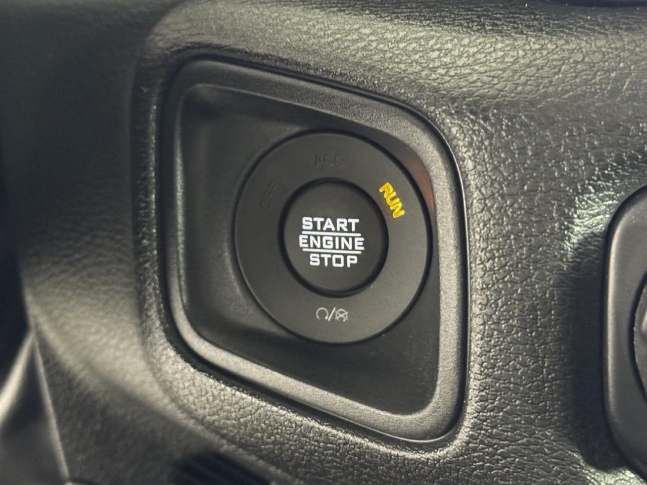 Jeep Wrangler Sport 2025