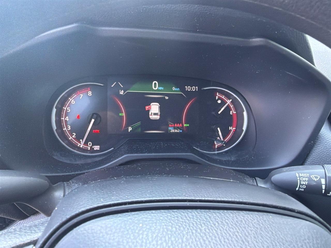 Toyota RAV4 XLE 2025