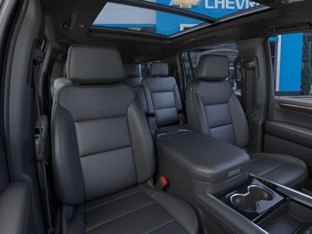 Chevrolet Suburban LT 2026