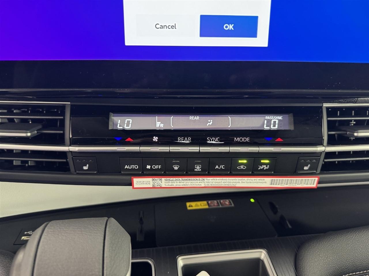 Toyota Sienna XLE 7-Passenger 2026